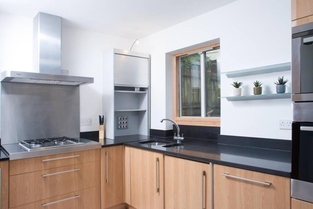 Feriehus Clifton Jewel - 4 Bed Townhouse With Parking. Mycityhaven Bristol