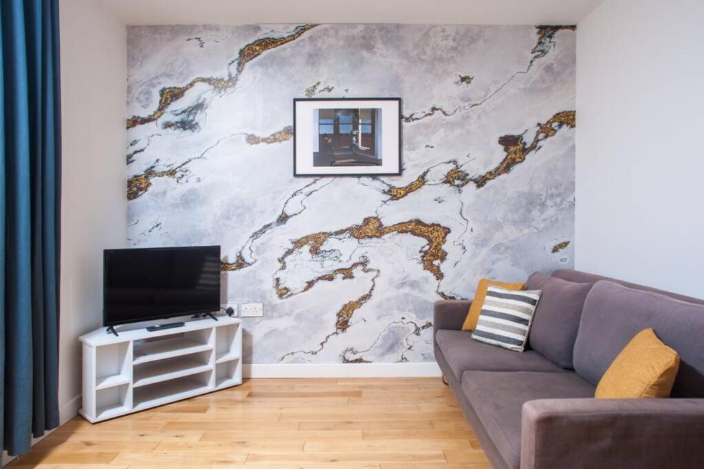 Clifton Jewel - 4 Bed Townhouse With Parking. Mycityhaven Bristol